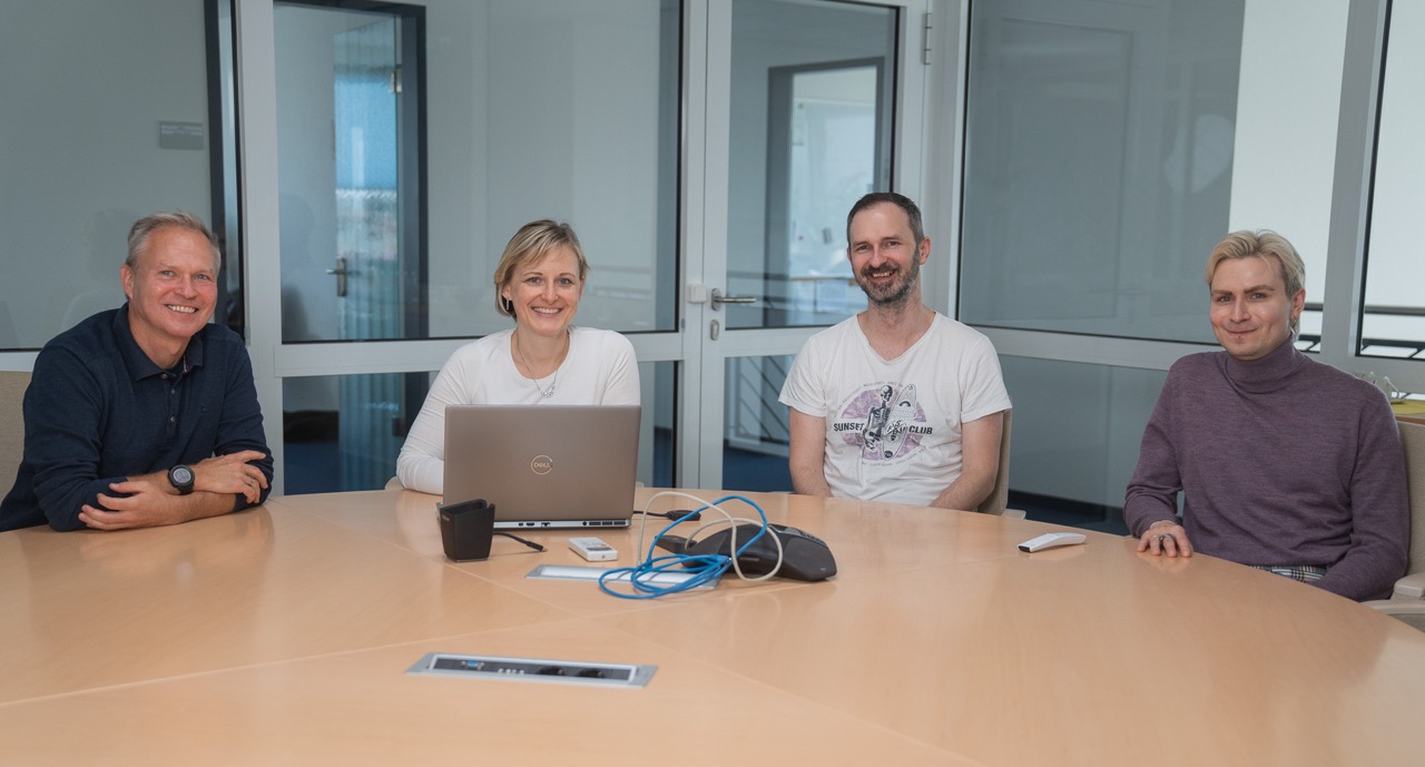 HSH Mitarbeiter Büro Meeting